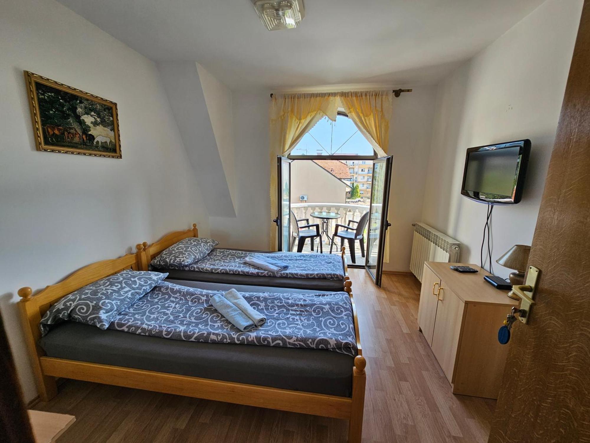 Aleks Sobe Banja Koviljača Exterior foto